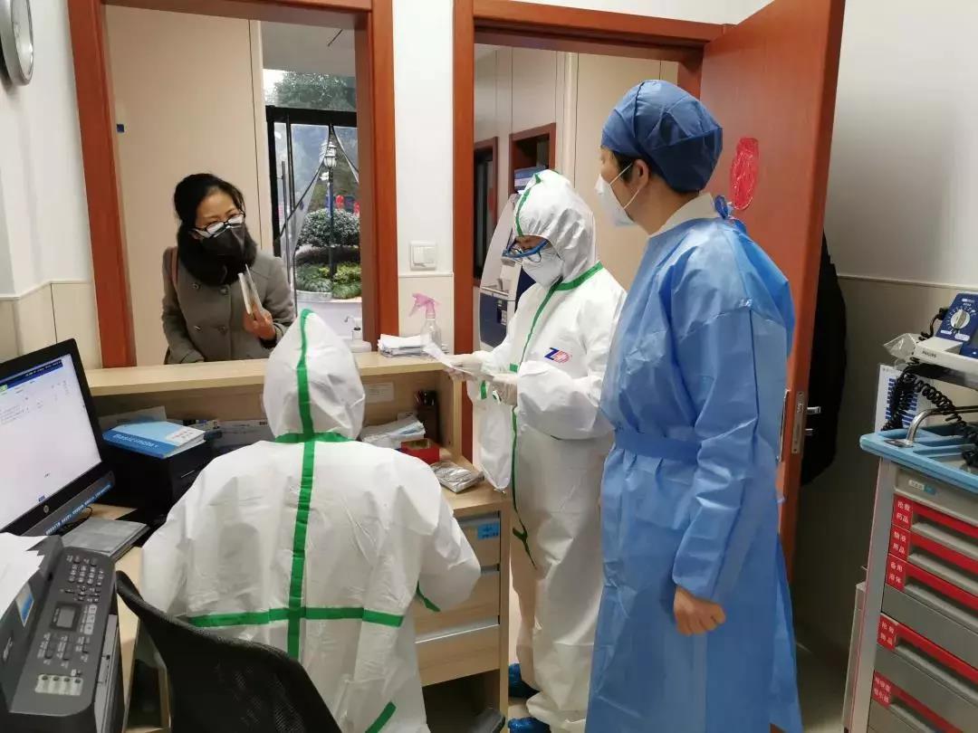 防控措施：為防止交叉感染，浙江省人民醫(yī)院影像服務(wù)實現(xiàn)不排隊、不等待
